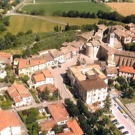 Angolo Del Gelsomino Castel Ritaldi Exteriör bild