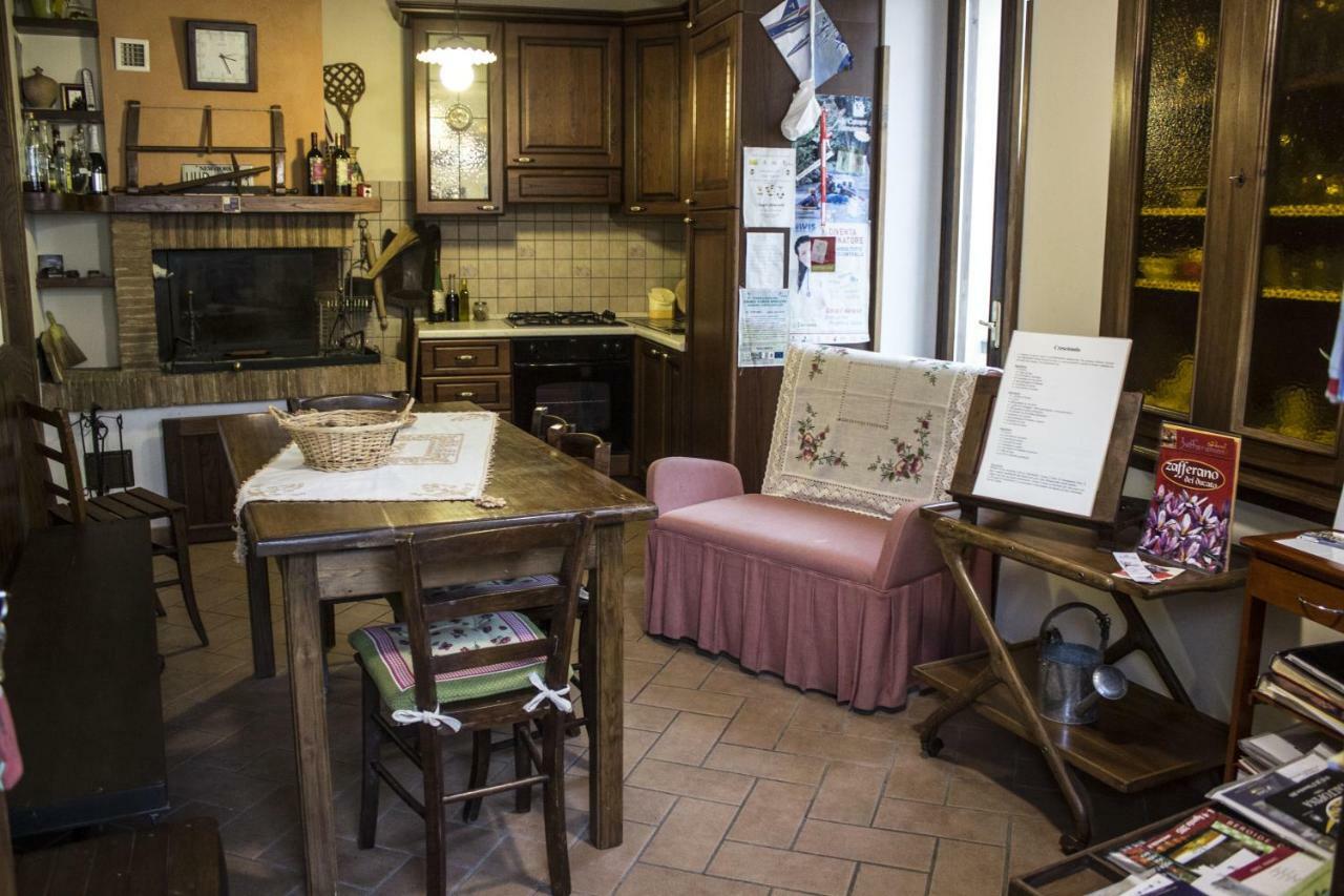 Angolo Del Gelsomino Castel Ritaldi Exteriör bild